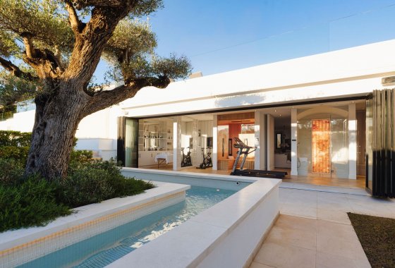 Resale - Villa - Marbella - Los Naranjos de Marbella