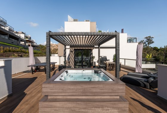 Resale - Apartment - Marbella - Nueva Andalucía
