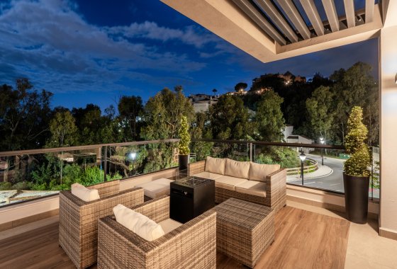 Resale - Apartment - Marbella - Nueva Andalucía