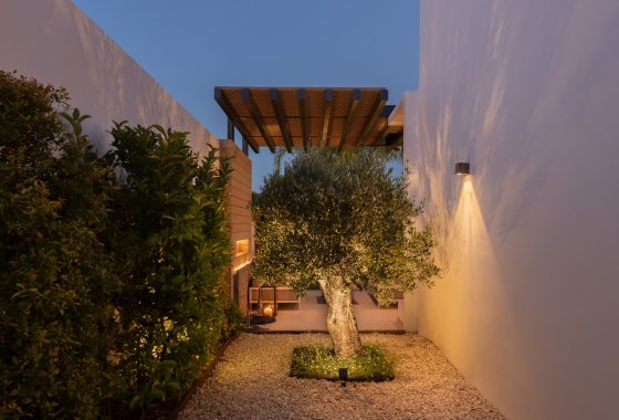 Resale - Villa - Marbella - Nueva Andalucía