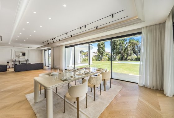 Resale - Villa - Marbella - Golden Mile