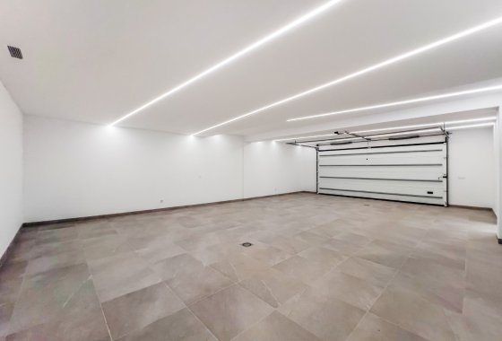 Resale - Villa - Marbella - Golden Mile