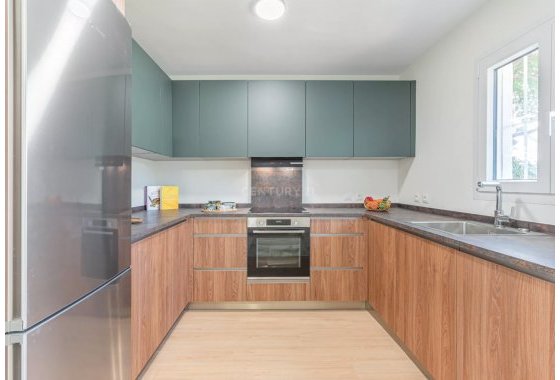 Resale - Townhouse - Marbella - Puerto Banús