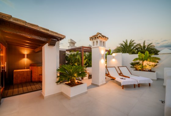 Reventa - Apartment - Estepona