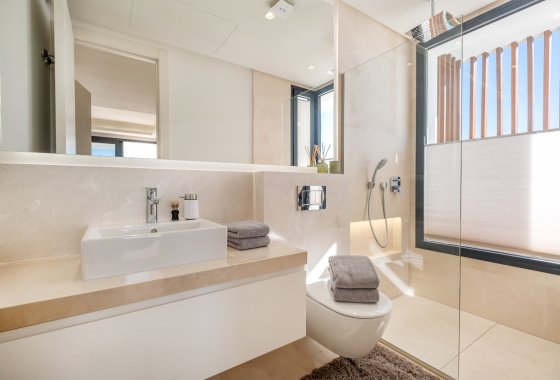 Resale - Villa - Estepona - El Paraíso