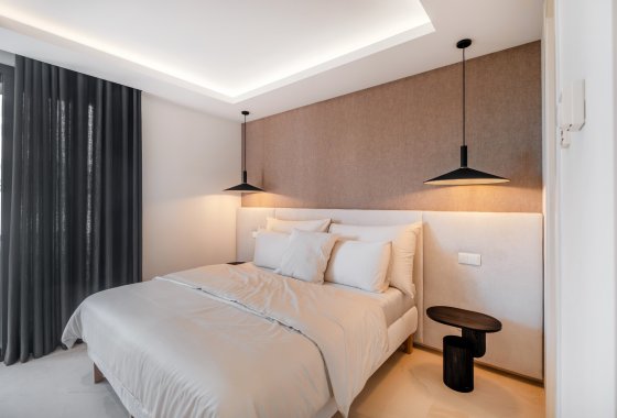 Resale - Villa - Estepona - El Paraíso