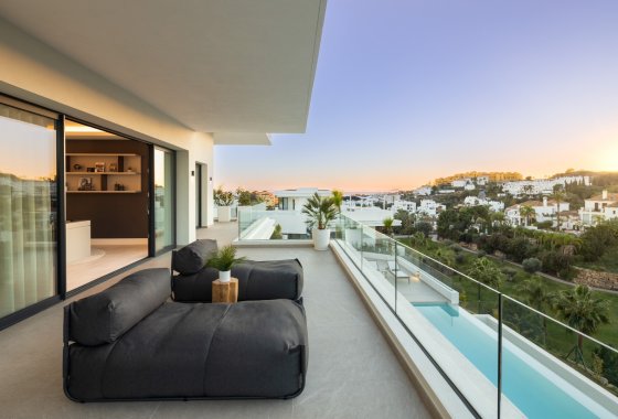 Resale - Villa - Estepona - Selwo