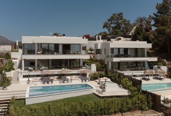 Resale - Villa - Marbella - Nueva Andalucía