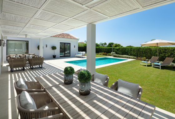 Resale - Villa - Marbella - Nueva Andalucía