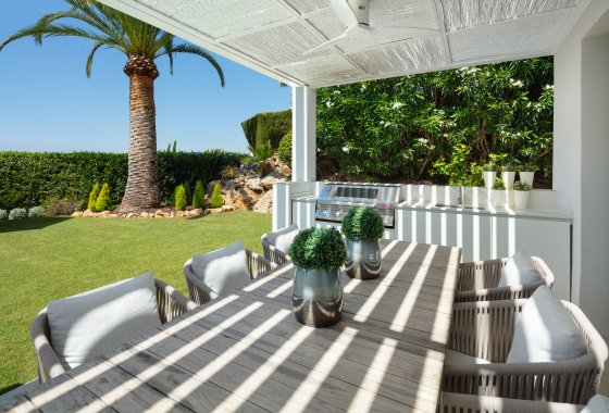 Resale - Villa - Marbella - Nueva Andalucía