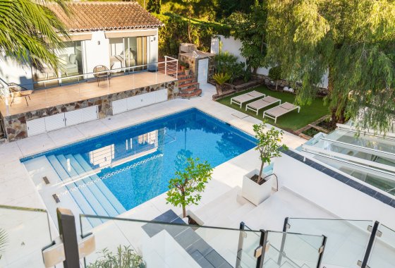 Resale - Villa - Marbella - Nueva Andalucía