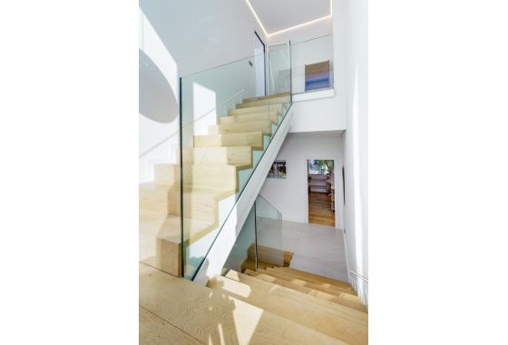 Resale - Villa - Marbella - Nueva Andalucía