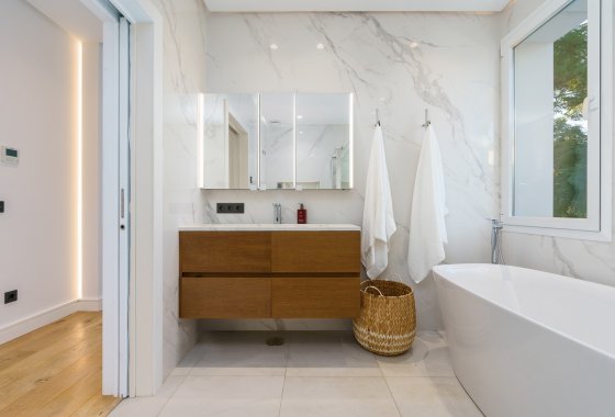 Resale - Villa - Marbella - Nueva Andalucía