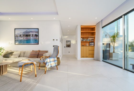 Resale - Villa - Marbella - Nueva Andalucía