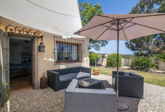Resale - Villa - Benahavis - La Quinta