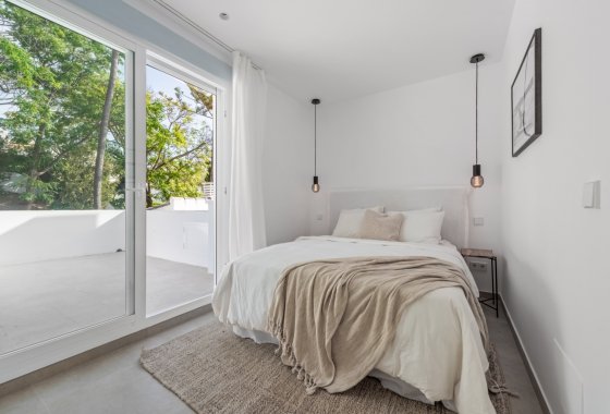 Resale - Townhouse - Marbella - Nueva Andalucía