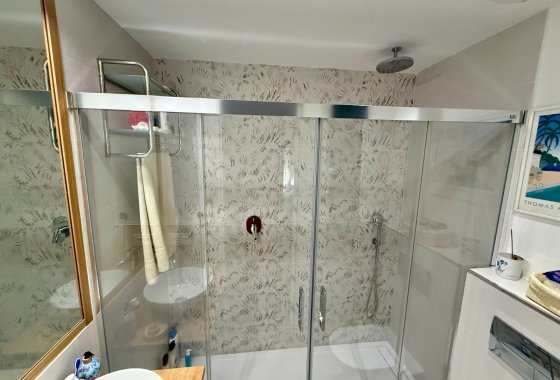 Resale - Apartment - Benahavis - La Quinta