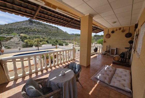 Wiederverkauf - Villa - Sax