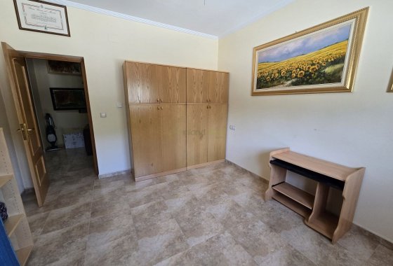 Wiederverkauf - Villa - Sax