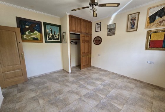 Wiederverkauf - Villa - Sax