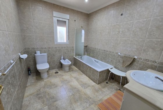 Wiederverkauf - Villa - Sax