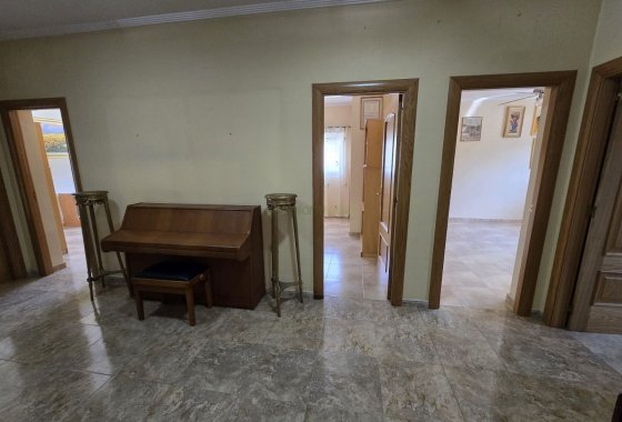 Wiederverkauf - Villa - Sax