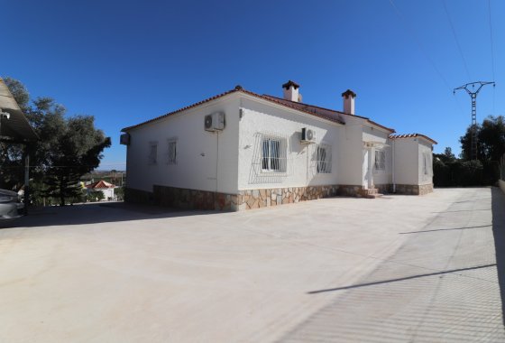 Resale - Villa - Algorfa - Lomas de La Juliana