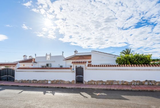 Resale - Villa - Ciudad Quesada - Rojales