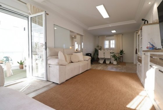 Resale - Villa - Orihuela Costa - Villamartín