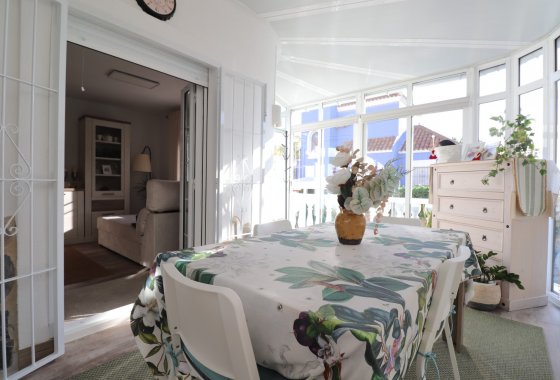 Resale - Villa - Orihuela Costa - Villamartín