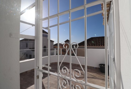 Resale - Villa - Orihuela Costa - Villamartín