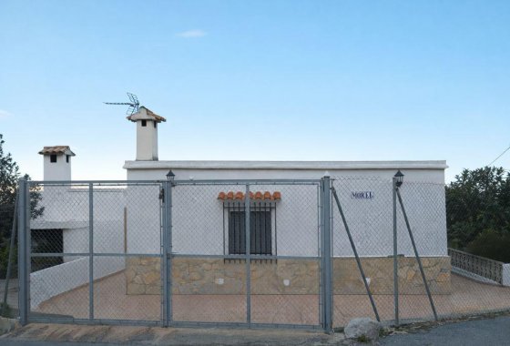 بازفروش - خانه روستایی - Pego