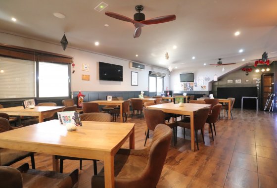 Resale - Commercial - Ciudad Quesada - Doña Pepa