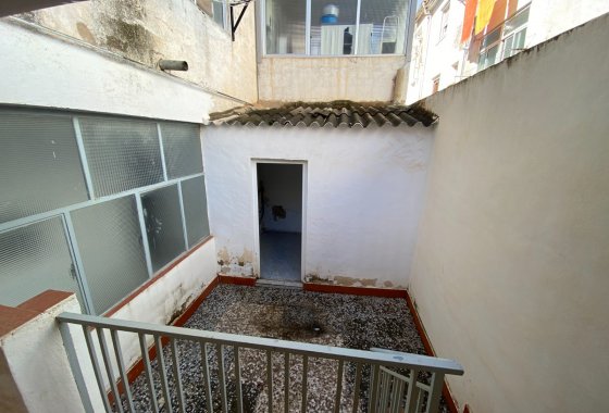 Resale - Apartment - Sax