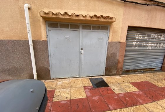 Resale - Apartment - Sax