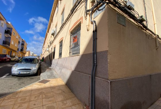 Resale - Apartment - Sax