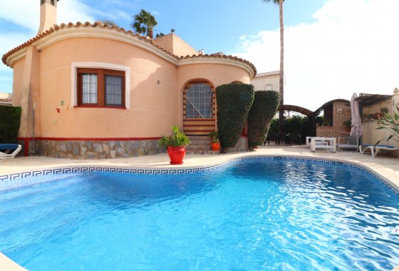 Resale - Villa - Ciudad Quesada - Atalayas