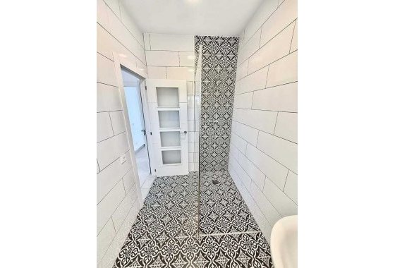 بازفروش - ویلا - Fortuna