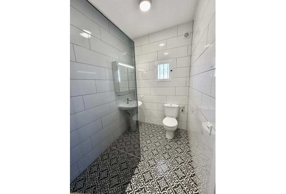 بازفروش - ویلا - Fortuna