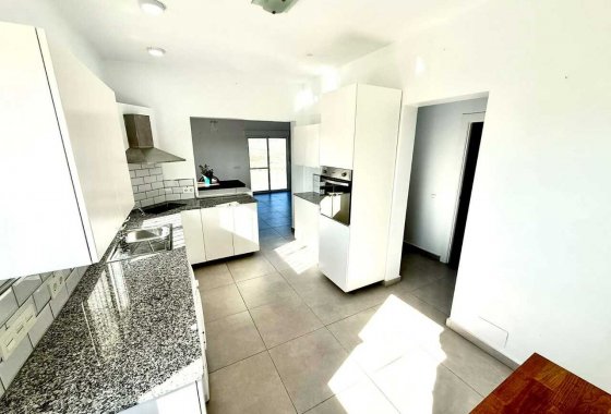 بازفروش - ویلا - Fortuna