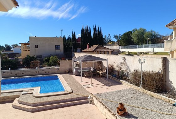 Resale - Villa - Fortuna