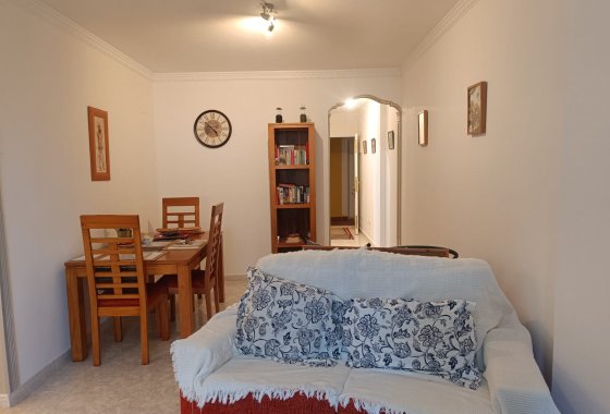 Resale - Apartment - Rafal