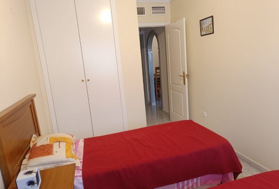Resale - Apartment - Rafal