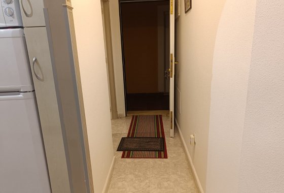 Resale - Apartment - Rafal