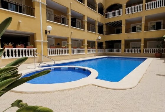 Resale - Apartment - Rafal