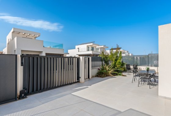 Resale - Villa - San Fulgencio - La Marina