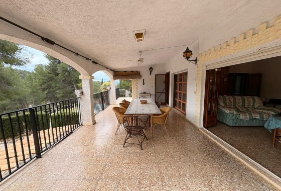 Resale - Villa - Sax