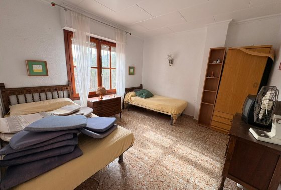 Resale - Villa - Sax