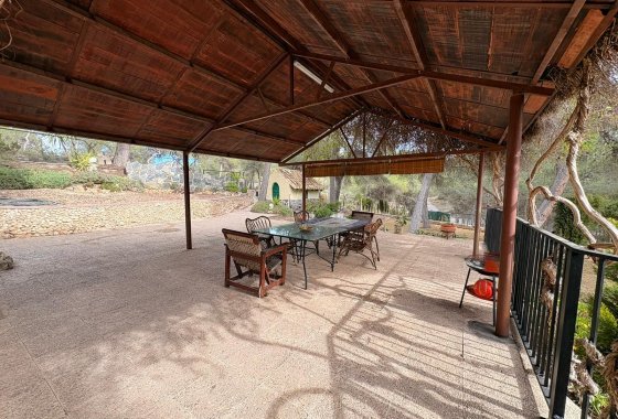 Resale - Villa - Sax