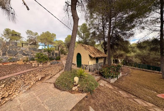 Resale - Villa - Sax